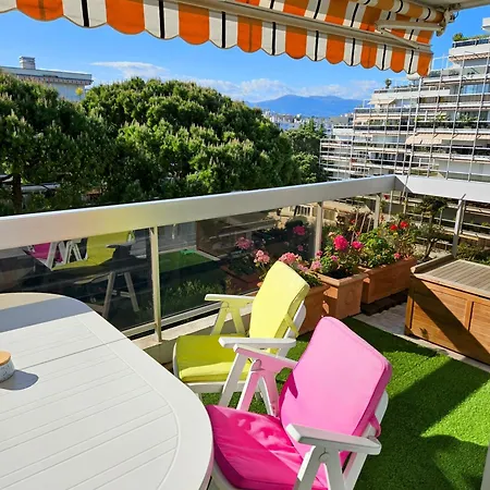 2 Pieces, Juan Les Pins, 400 M, Parking Daire *